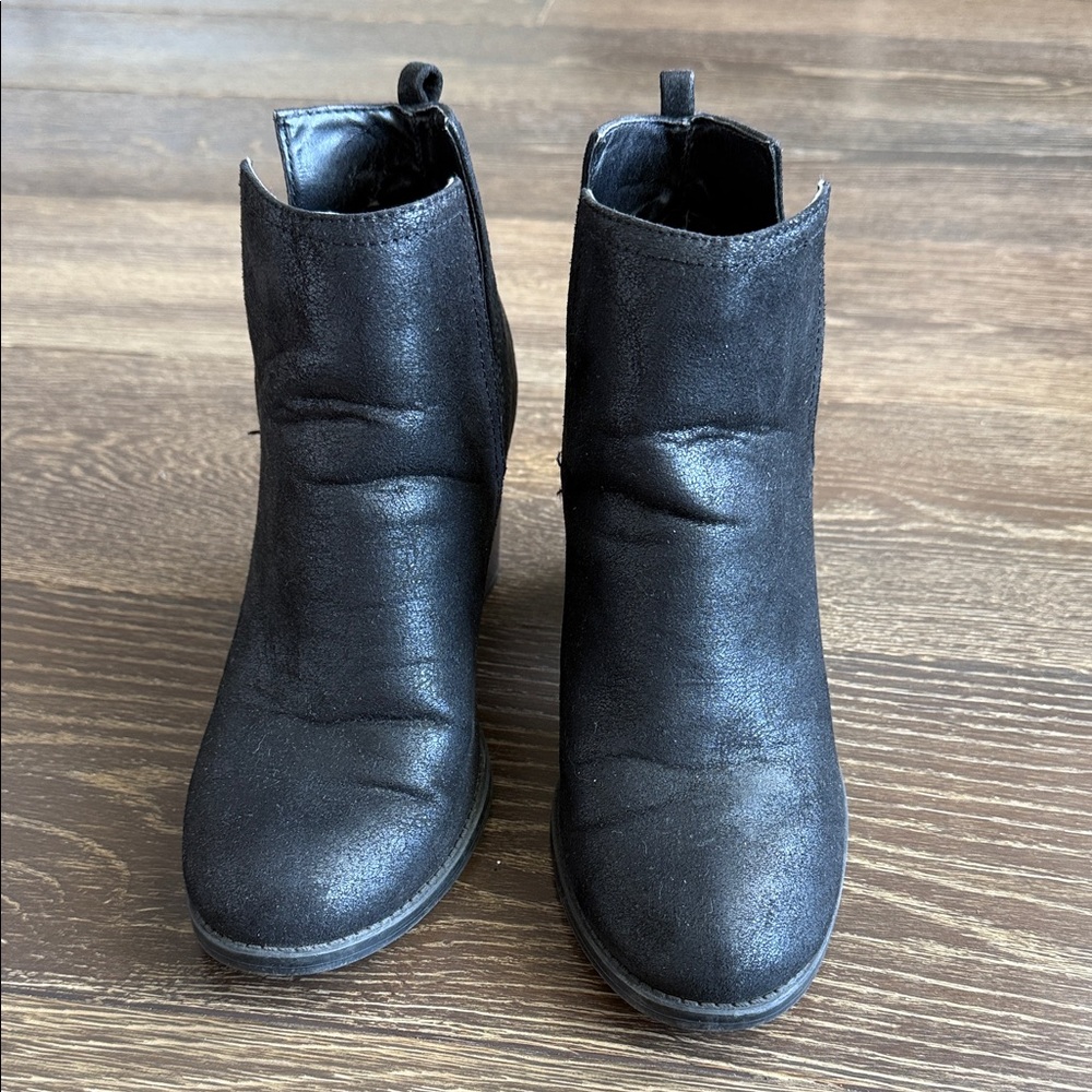 Soda Black Ankle Booties